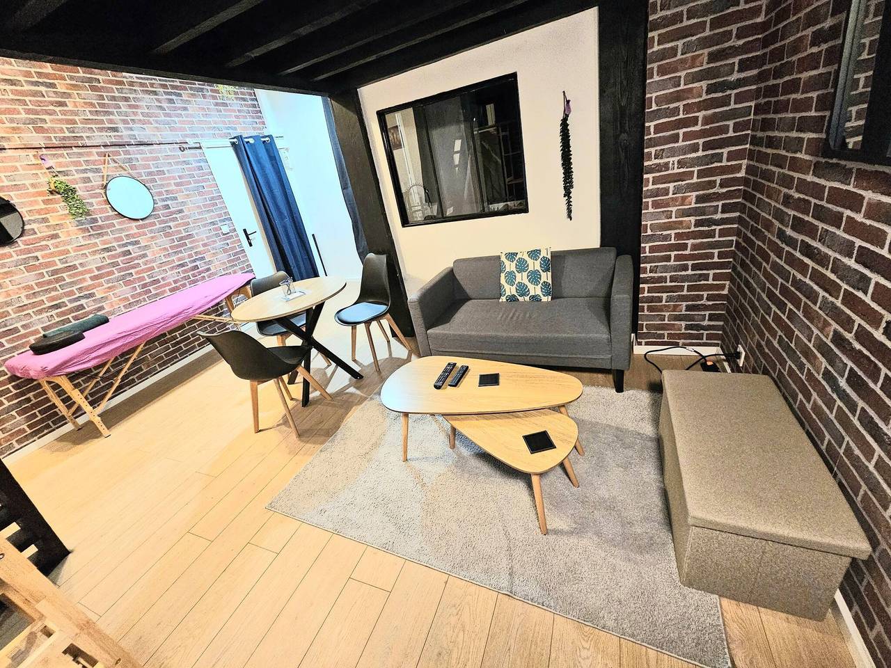 Apartamento entero, Dúplex a 15 minutos de la estación de tren, centro histórico de Montluçon in Montluçon, Región de Montluçon