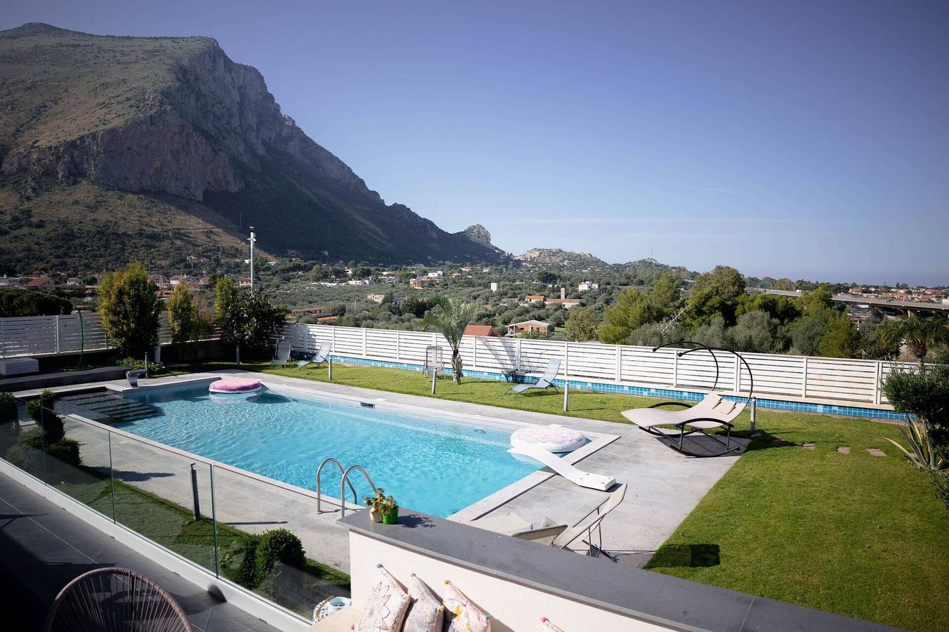 Villa pour 8 personnes avec piscine in Carini, Province de Palerme