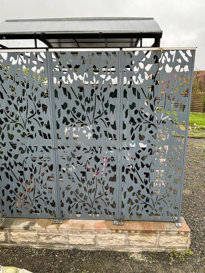 Gîte pour 8 personnes, avec jardin ainsi que terrasse et jacuzzi dans Voivres-lès-le-Mans - 2