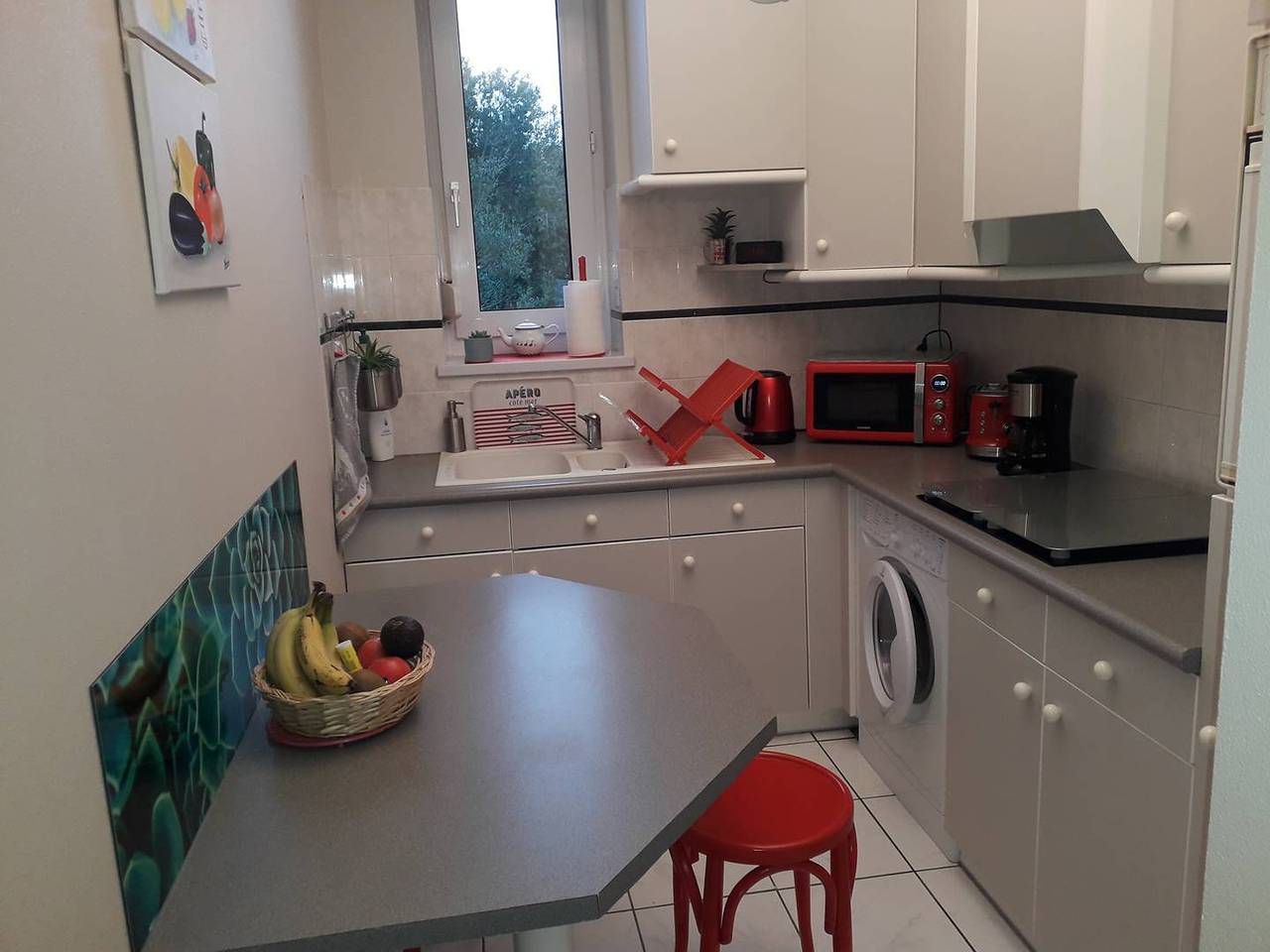 Apartamento entero, Beautiful apartment with free Wifi, close to Trestraou Beach Perros-Guirec in Perros-Guirec, Costa de granito rosa