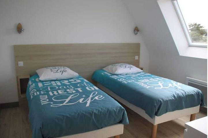 Location de vacances pour 8 personnes, avec jardin ainsi que sauna et terrasse, animaux acceptés dans Plage Pors-Meur - 4