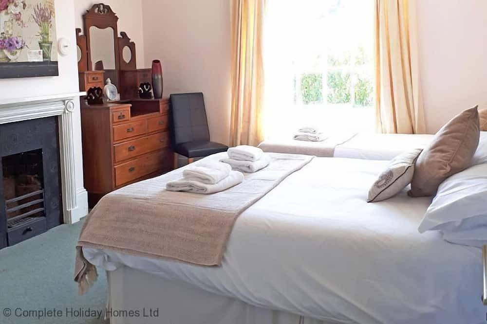 Bury Villa - Casa de 7 habitaciones para 19 personas in Gosport, Hampshire