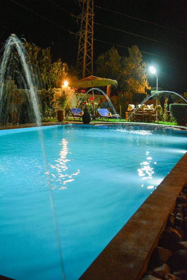 Chambre d’hôte pour 3 personnes, avec piscine ainsi que jardin et vue, animaux acceptés