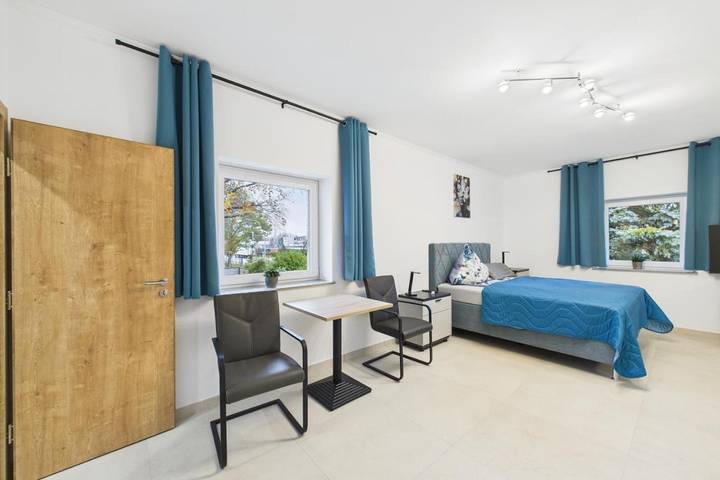 Ferienwohnung für 2 Personen, mit Balkon und Terrasse sowie Garten und Sauna