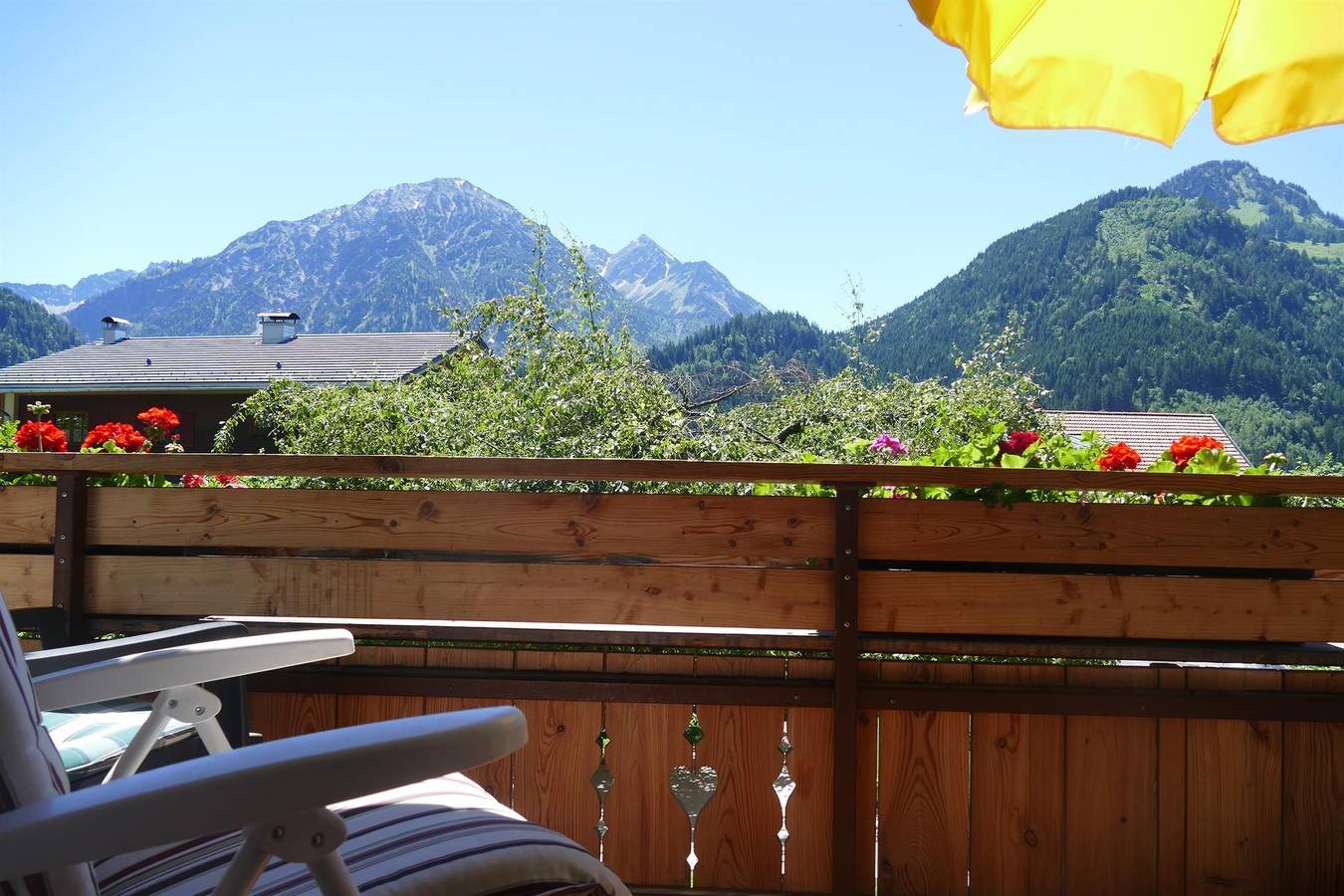 Ganze Ferienwohnung, Fewo Stieglitz, Südbalkon, Bergblick in Bad Oberdorf, Bad Hindelang