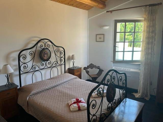 Maison d’hôte pour 3 personnes, avec vue ainsi que jardin et piscine à Ancône - 2