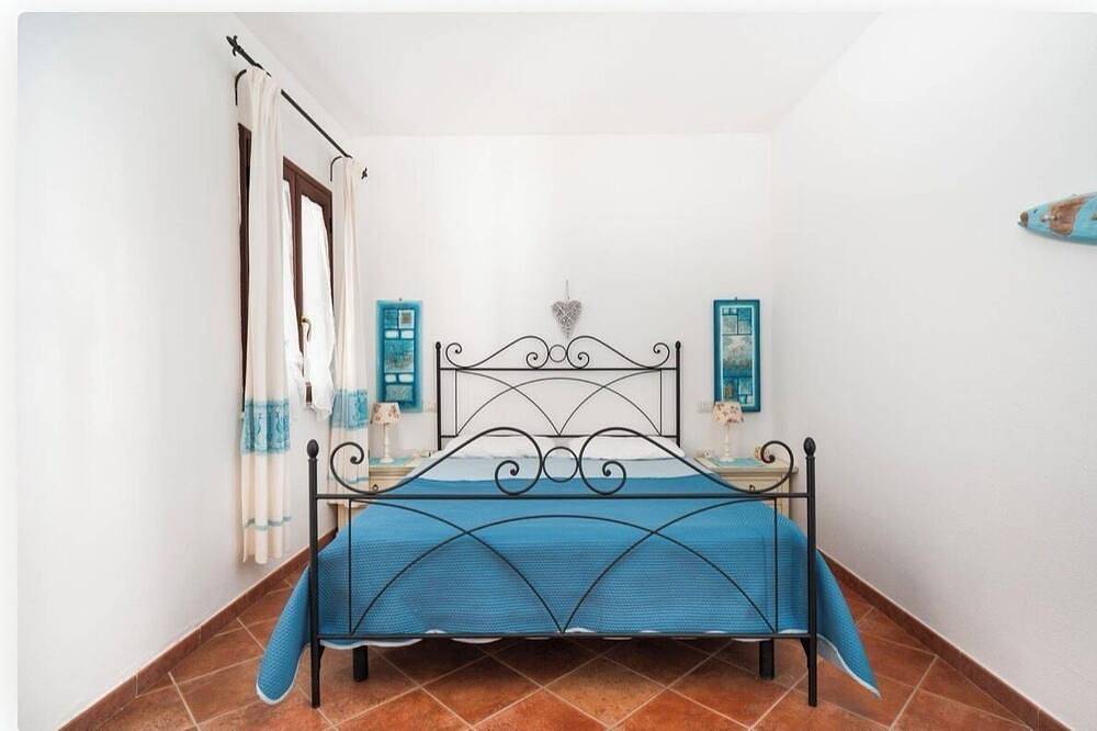 Appartamento intero, Appartamento accogliente in stile Beach-House adatto per coppie . in Flumini, Posada