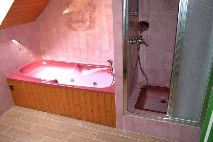 Gîte pour 6 personnes, avec vue et terrasse à Saint-Nicolas-du-Pélem - 4