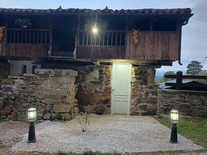 Hotel para 2 personas, con jardín, Se admiten mascotas en Comarca del Narcea - 4