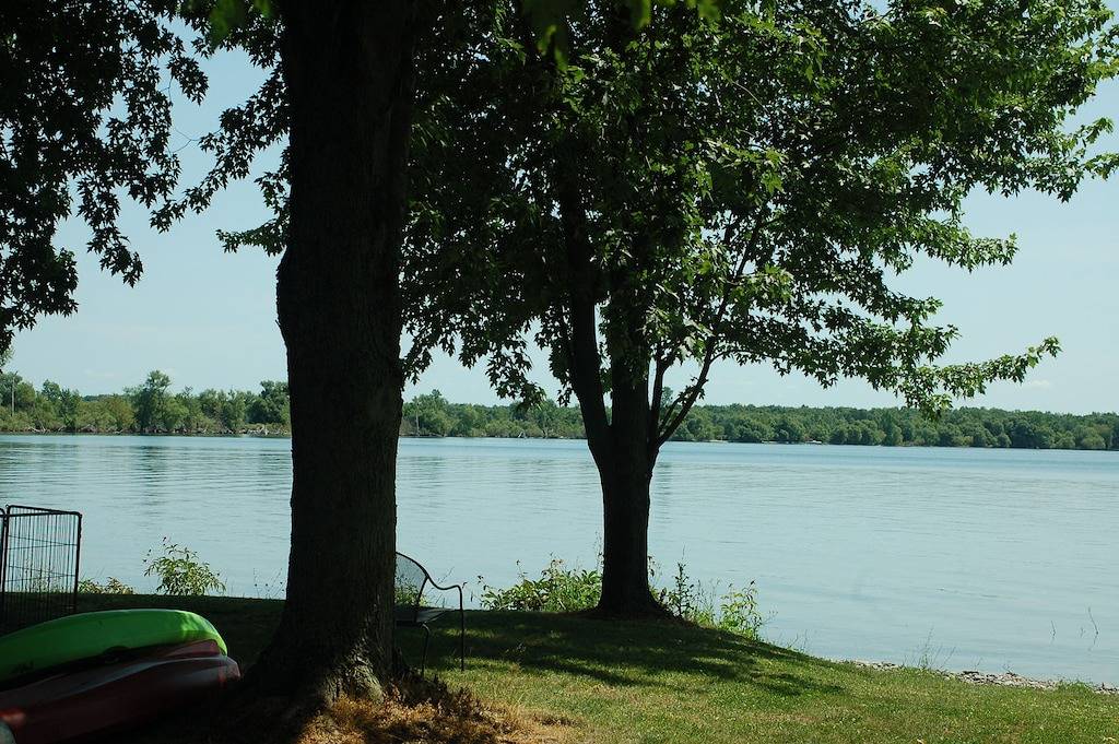 Charmantes Ferienhaus am Strand in Point Peninsula in Jefferson County (NY)