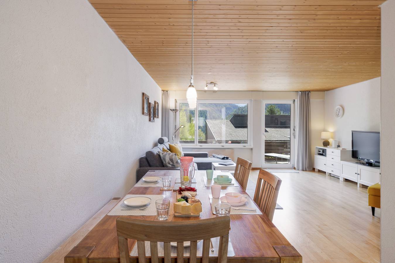 Ganze Wohnung, Ferienwohnung für 6 Personen mit Balkon in Scuol, Unterengadin