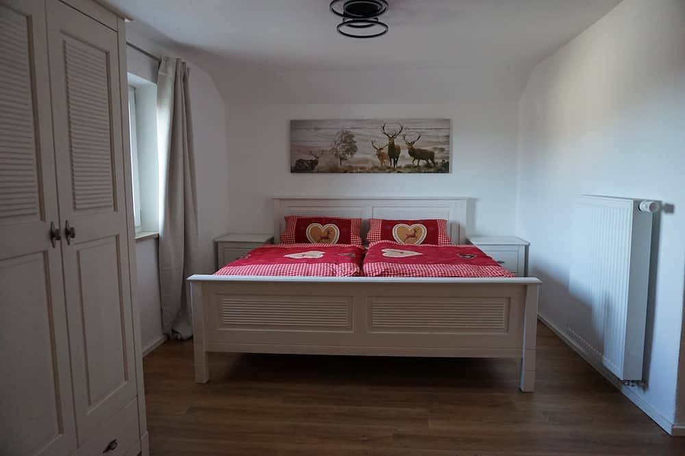 Ganze Wohnung, Jenbachtal, für 2 Personen, 70 qm, 1 sep. Schlafzimmer in Bad Feilnbach, Alpenland Tegernsee Schliersee