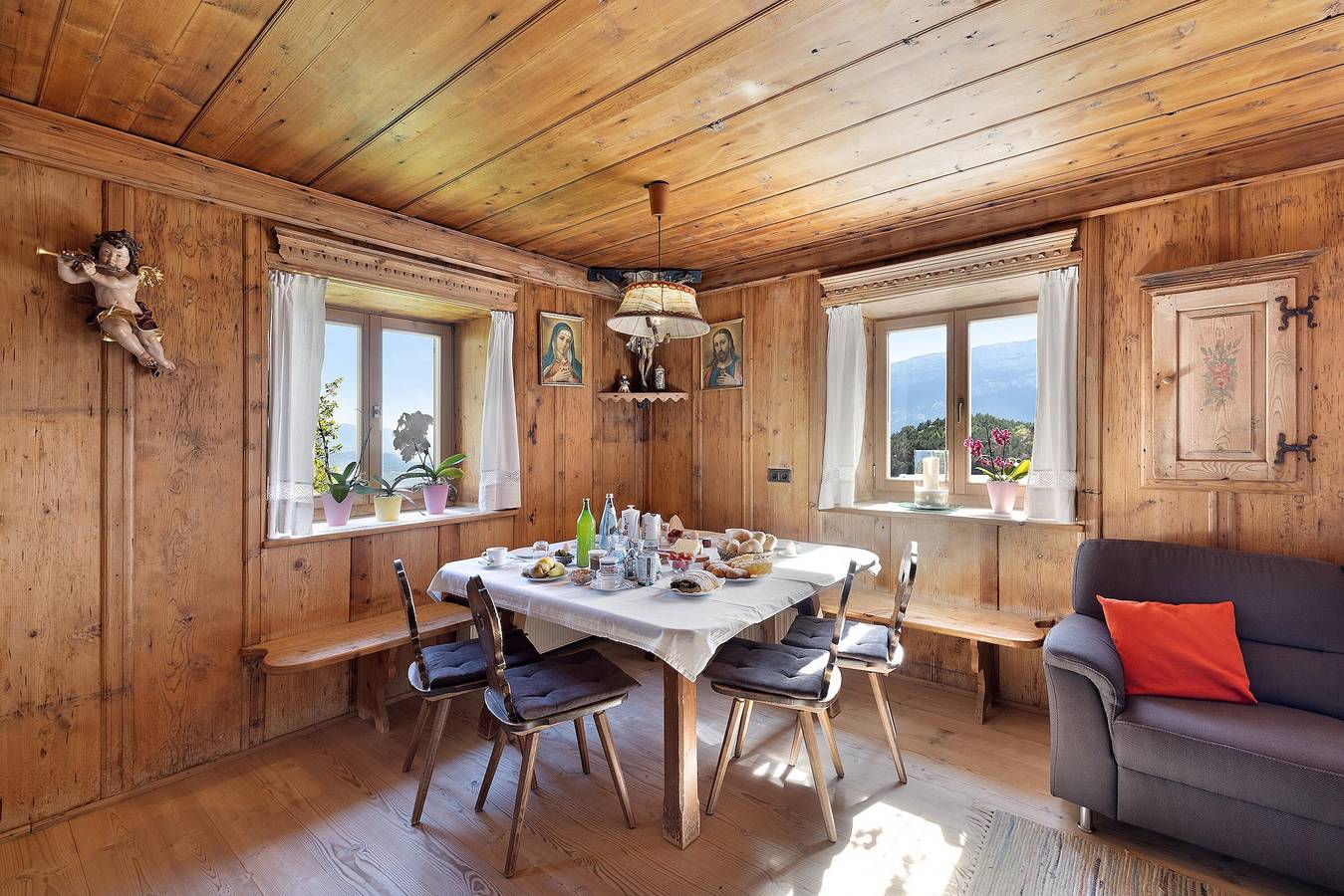 Ganze Wohnung, Ferienwohnung 'Moar im Rumsein - Saltenblick' mit Bergblick, Wlan & Garten in Jenesien, Sarntaler Alpen