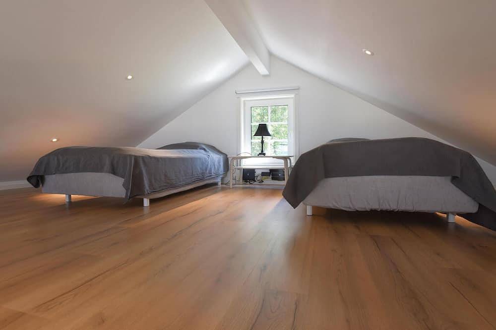 Koselig hjem i Sjötorp med Wifi in Vänern