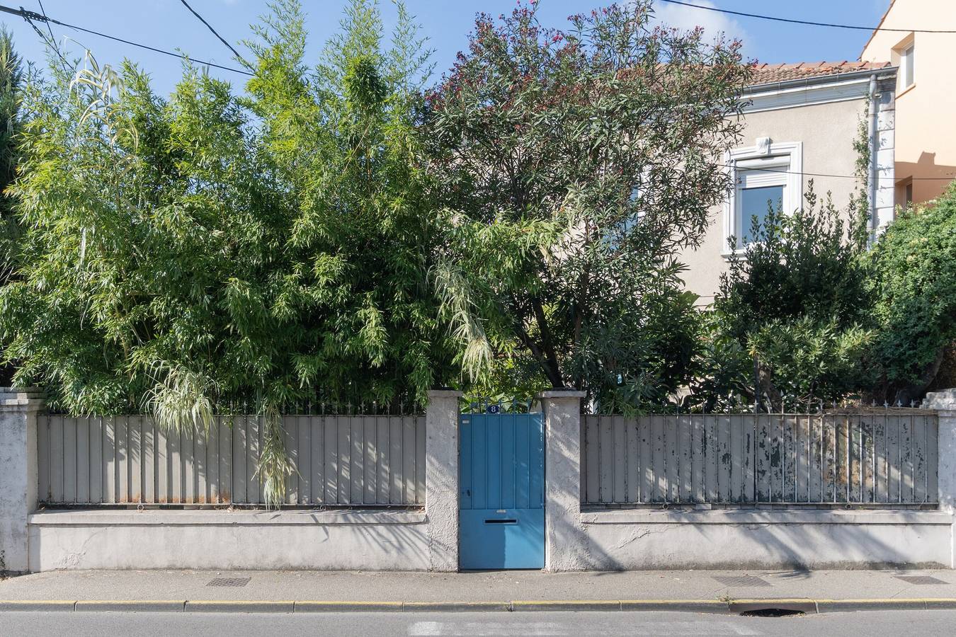 Chambre d'hôtes 'Chambre Spacieuse' avec terrasse partagée, jardin commun et Wi-Fi in Le Teil, Privas