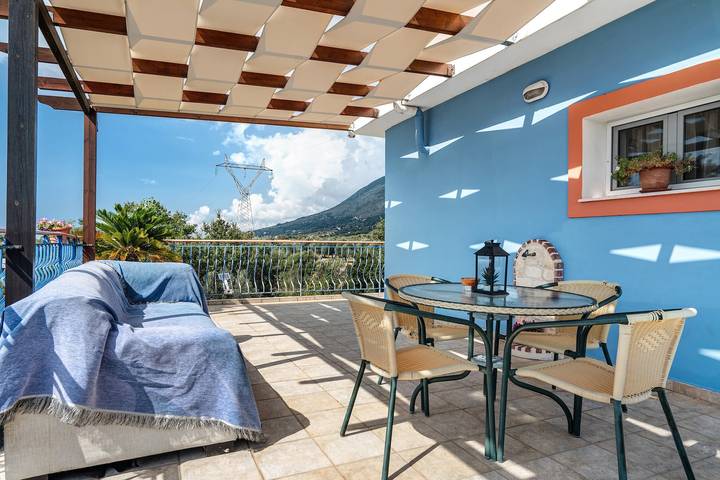 Apartment for 4 people, with Balcony and Hot tub as well as Garden in Kefalonia