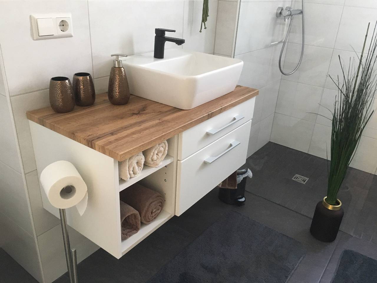 Ganze Ferienwohnung, Ferienwohnung Sonnen-Schein - 3-Zimmer-Fewo, 70 m², Hochparterre in Radolfzell, Radolfzell am Bodensee