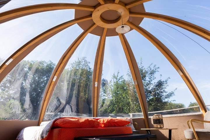 Tente pour 2 personnes, avec jardin ainsi que terrasse et jacuzzi dans le Pas-de-Calais