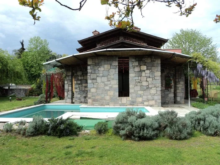 Bed and breakfast per 2 persone, con panorama e piscina nonché giardino, con animali domestici - 1