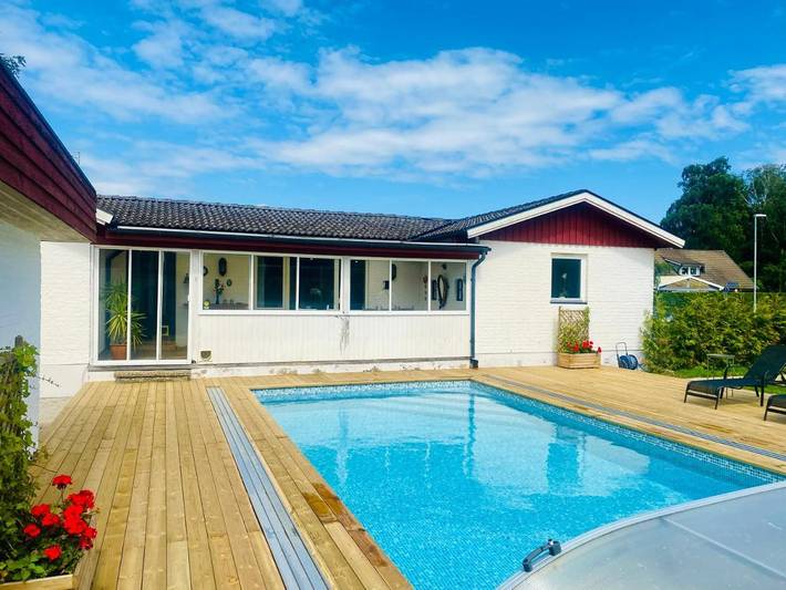 Hus för 9 Personer, med Terass samt Trädgård och Pool och Utsikt i Falsterbo