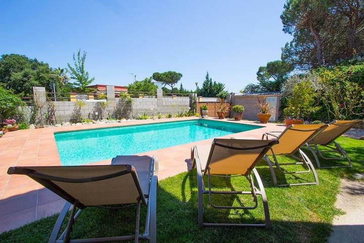 Villa für 10 Personen, mit Garten in Lloret de Mar - 2
