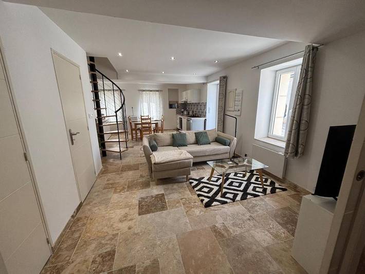 Gîte pour 4 personnes, avec jacuzzi et jardin, animaux acceptés à Saint-Martin-d'Ordon