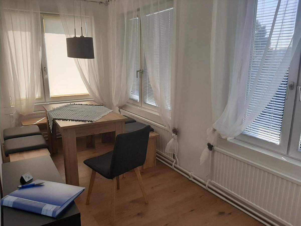 Apartamento inteiro, Haus Apricum - schön wohnen & gratis parken in Viena, Danúbio Baixa Áustria