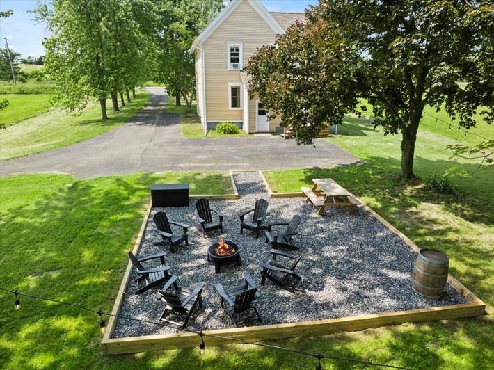 Casas de temporada para 7 pessoas, com jardim, com animais de estimação - 1