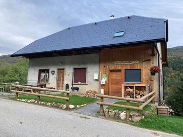 Gîte pour 5 personnes, avec balcon dans Station Aillons Margeriaz