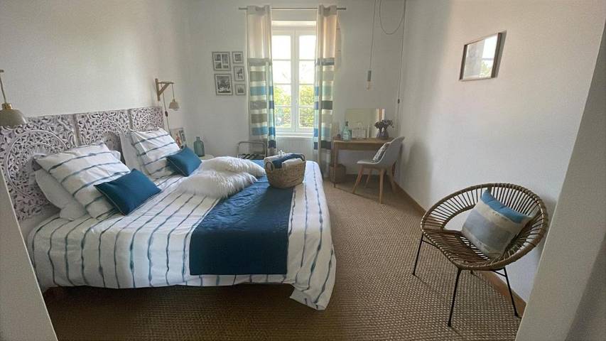 Location de vacances pour 3 personnes, avec jardin et piscine à Dompierre-sur-Mer - 4