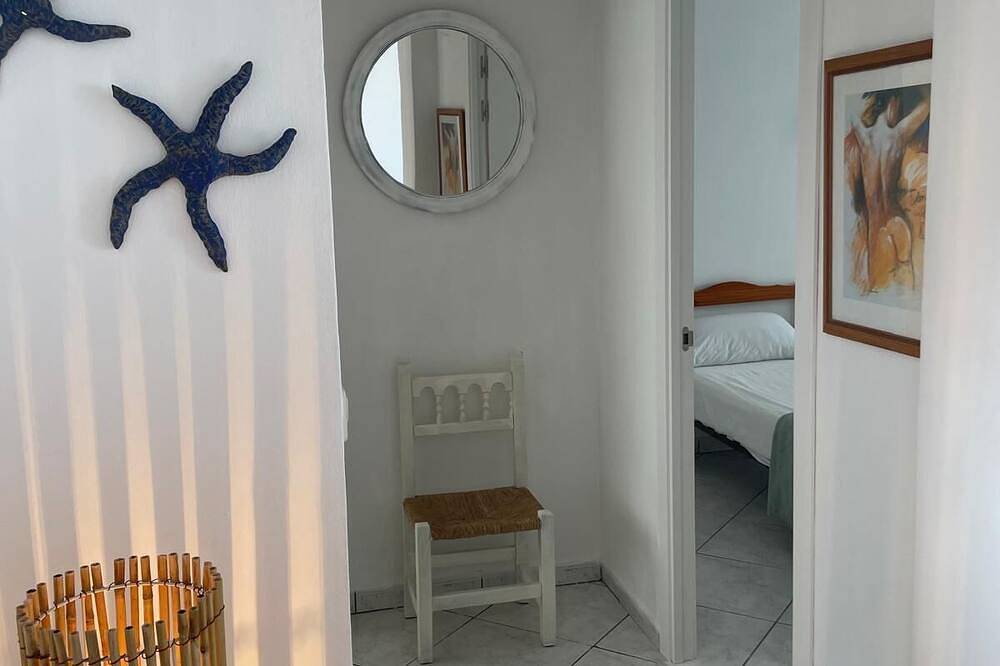 Entire apartment, Casa Las Perlas, relax by the sea with a great view of the Montgo in Dénia, Costa Blanca