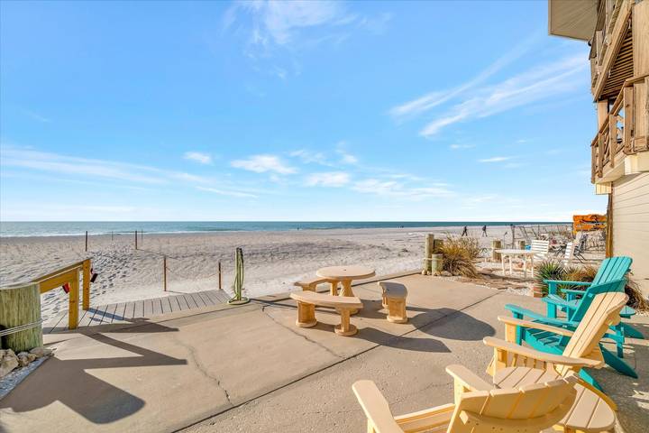 Vacation rental for 8 people, with balcony, kid friendly in Indian Rocks Beach