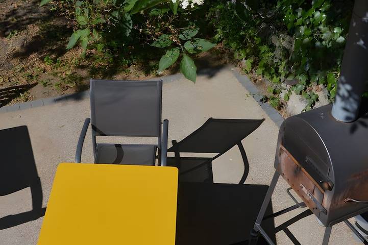 Location de vacances pour 2 personnes, avec jardin à Passenans - 4