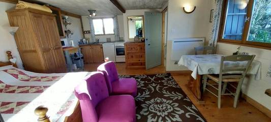 Location de vacances pour 2 personnes, avec jardin et vue à Saint-Ségal
