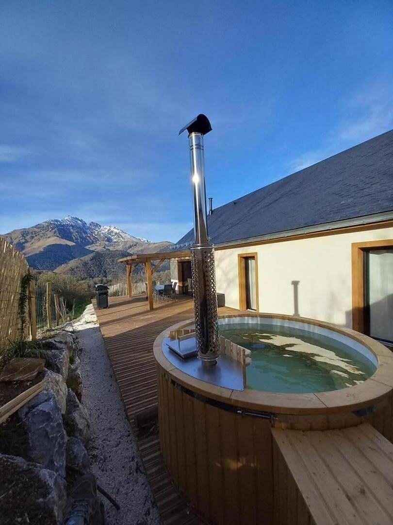 Gîte für 8 Personen mit Whirlpool in Lançon, Französische Pyrenäen