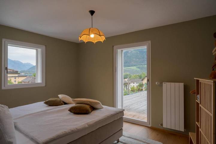 Chambre d’hôte pour 4 personnes, avec jardin ainsi que balcon et vue à Sierre