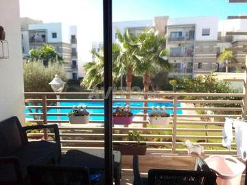 Gîte pour 5 personnes, avec vue ainsi que piscine et terrasse à Bouskoura