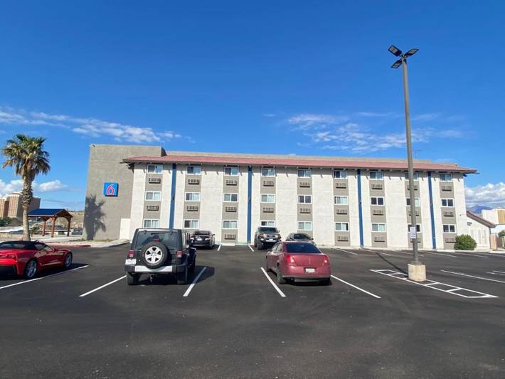 Apartamento entero, 1 cama king size | No fumadores, microondas in Lake Mohave, Bullhead City