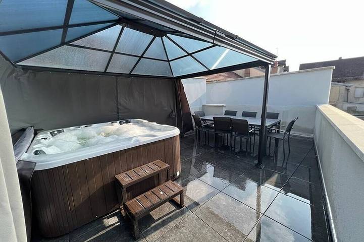 Appartement de vacances pour 6 personnes, avec jacuzzi et terrasse, animaux acceptés