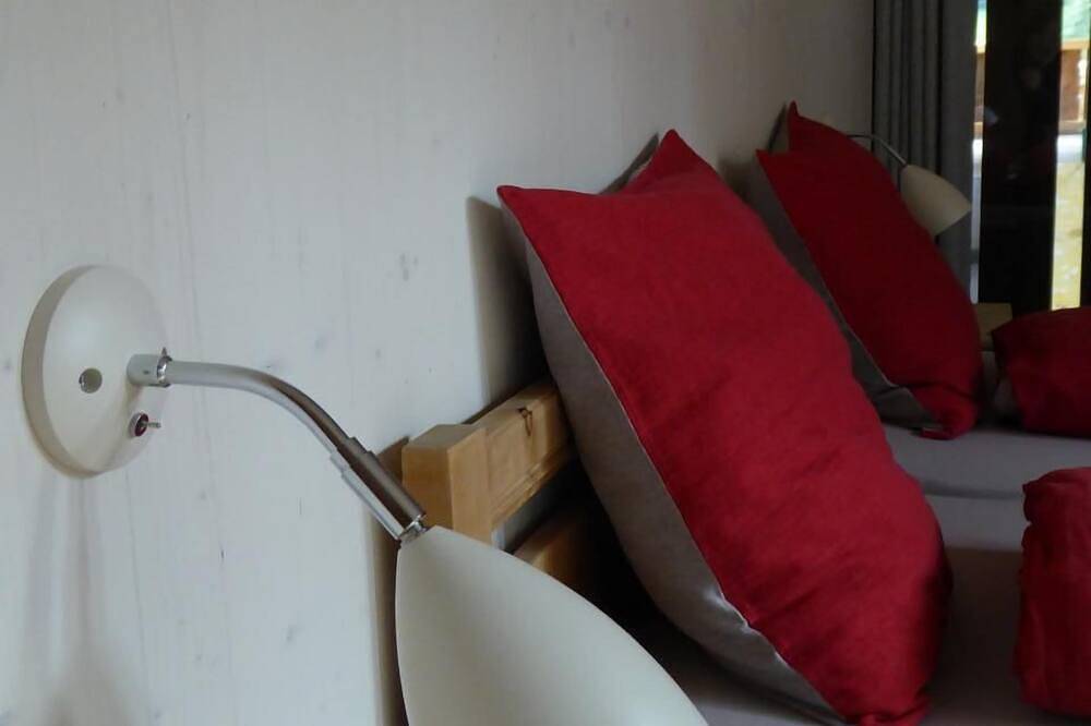 Ganze Wohnung, Ferienwohnung Bergün / Bravuogn für 1 - 5 Personen mit 2 Schlafzimmern - Ferienwohnung in Bergün, Engadin