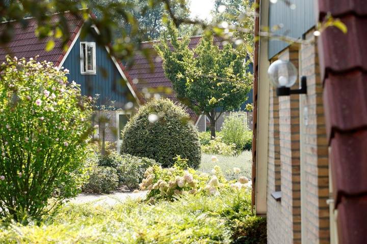 Ferienhaus für 6 Personen, mit Balkon und Terrasse sowie Garten und Ausblick in Plasmolen