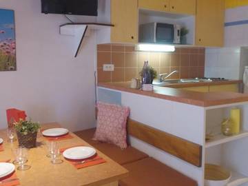 Gîte for 6 People in Murs, Parc naturel régional du Luberon, Photo 1