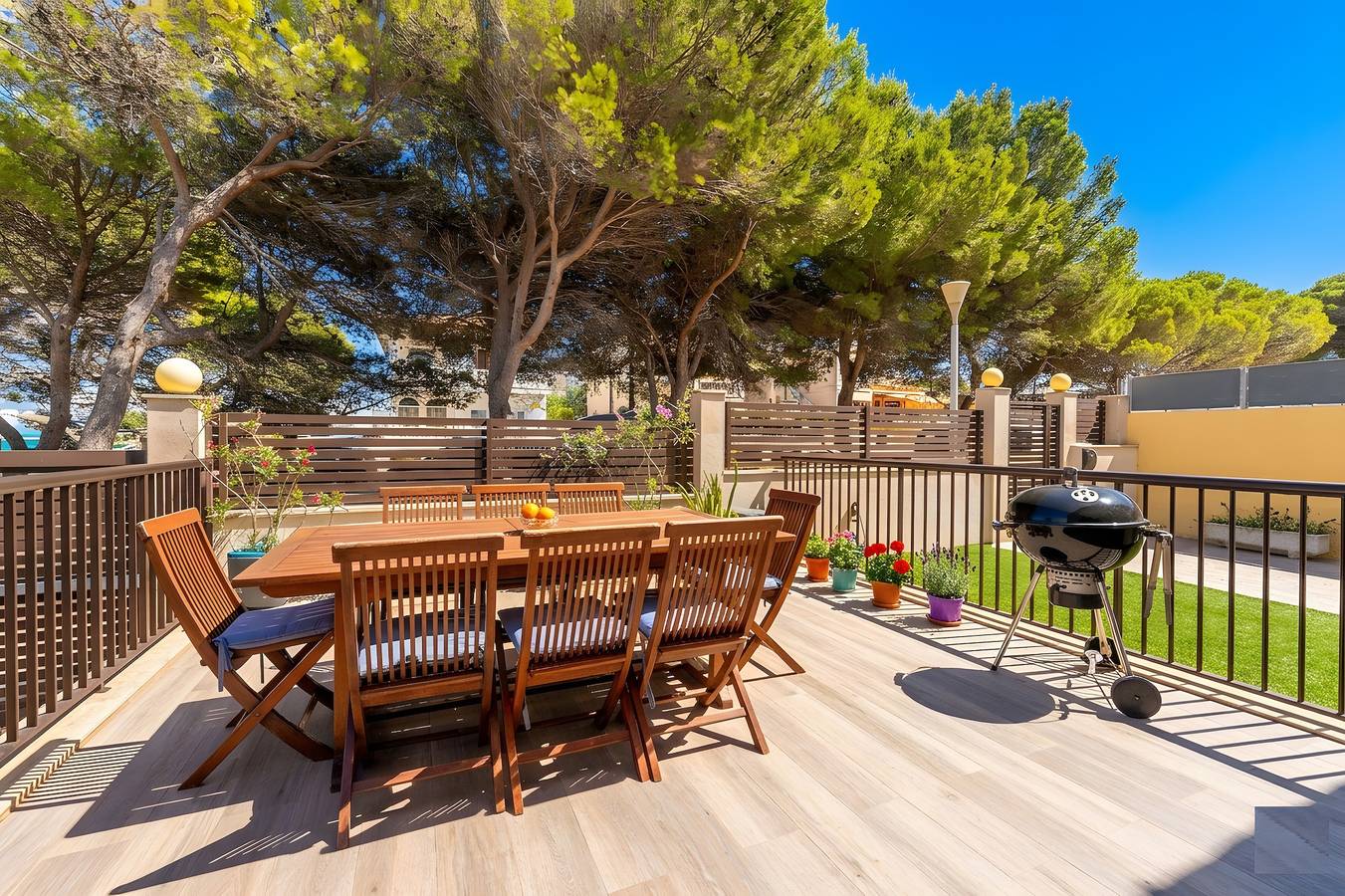 Villa 'Sa Nineta' mit herrlichem Meerblick, privatem Pool, Terrasse, Garten, Wlan und Klimaanlage in Playa Son Serra de Marina, Santa Margalida