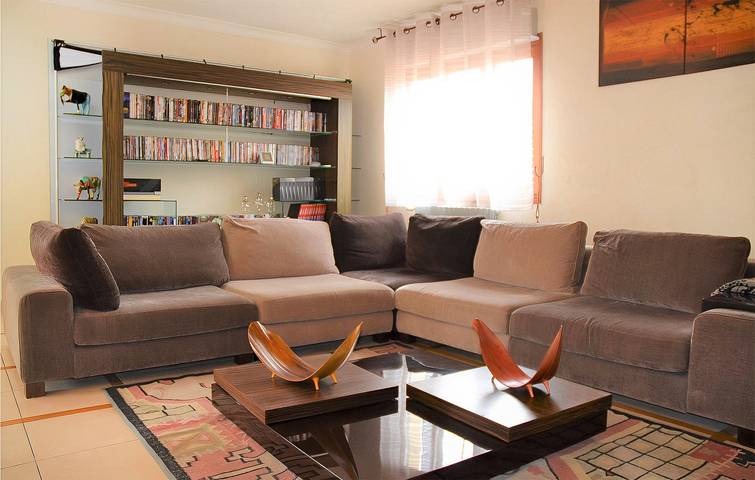 Gîte pour 6 personnes, avec terrasse à Autun - 2