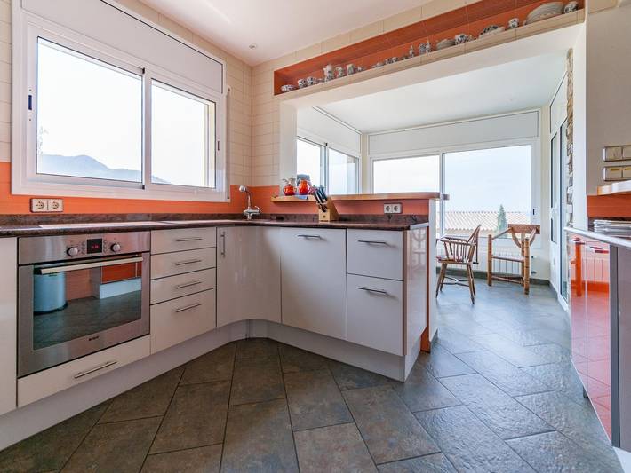 Apartamento entero, Apartamento de vacaciones para 4 personas con jardín in El Mas Fumats, Roses