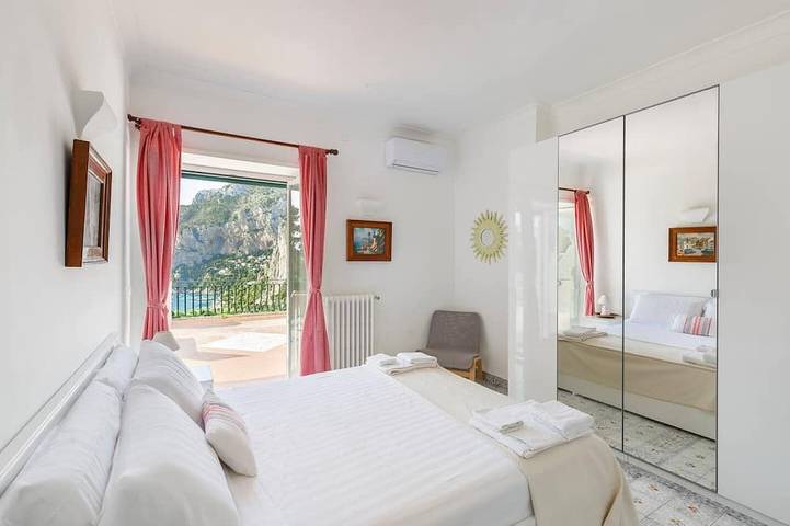Villa für 13 Personen, mit Garten und Whirlpool sowie Balkon in Capri - 2