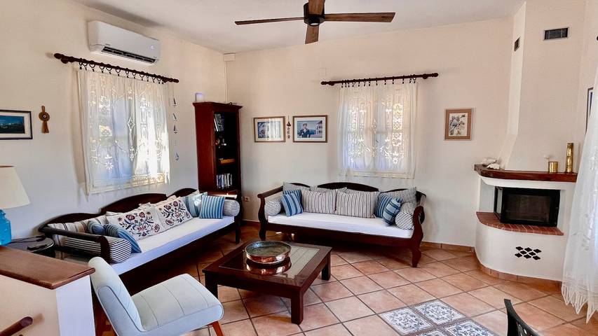 Location de vacances pour 8 personnes, avec jardin, animaux acceptés dans Syros - 2