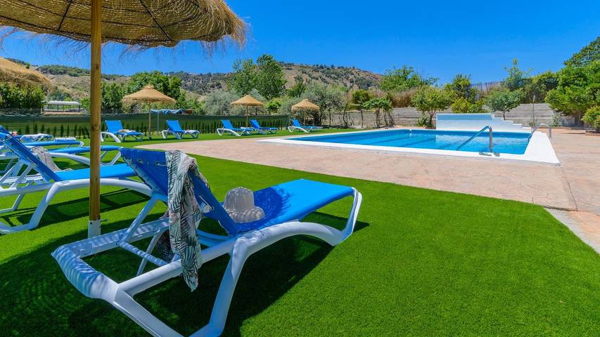 Chalet para 16 personas, con balcón/terraza en Vega de Granada - 2