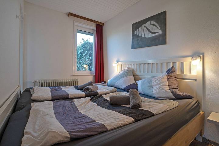 Ferienhaus für 4 Personen, mit Garten in Hage - 3