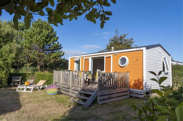 Camping pour 5 personnes, avec jardin et piscine, animaux acceptés à Perros-Guirec